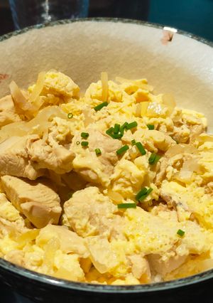 Une photo de Oyakodon 親子丼