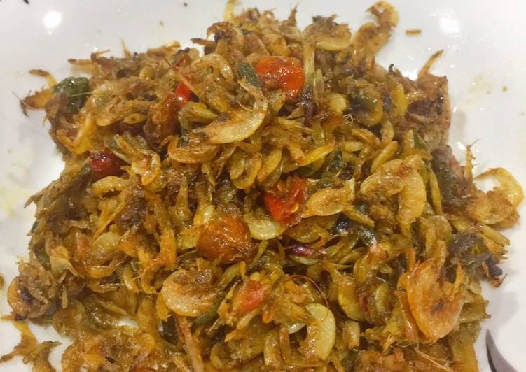 Resep Ebi kering tumis pedas Anti Gagal