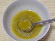 Una foto de vinagreta miel
