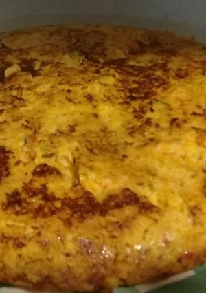Una foto de Tortilla de zuchini y zanahorias
