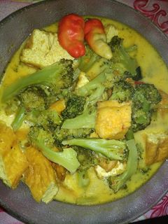 Foto resep Brokoli Bumbu Kari