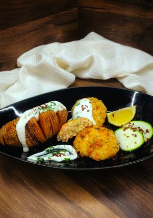 Lazacfasírt sajttal és kölessel hasselback édesburgonyával recept fotója