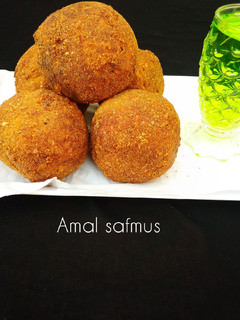 A picture of Yam egg rolls.