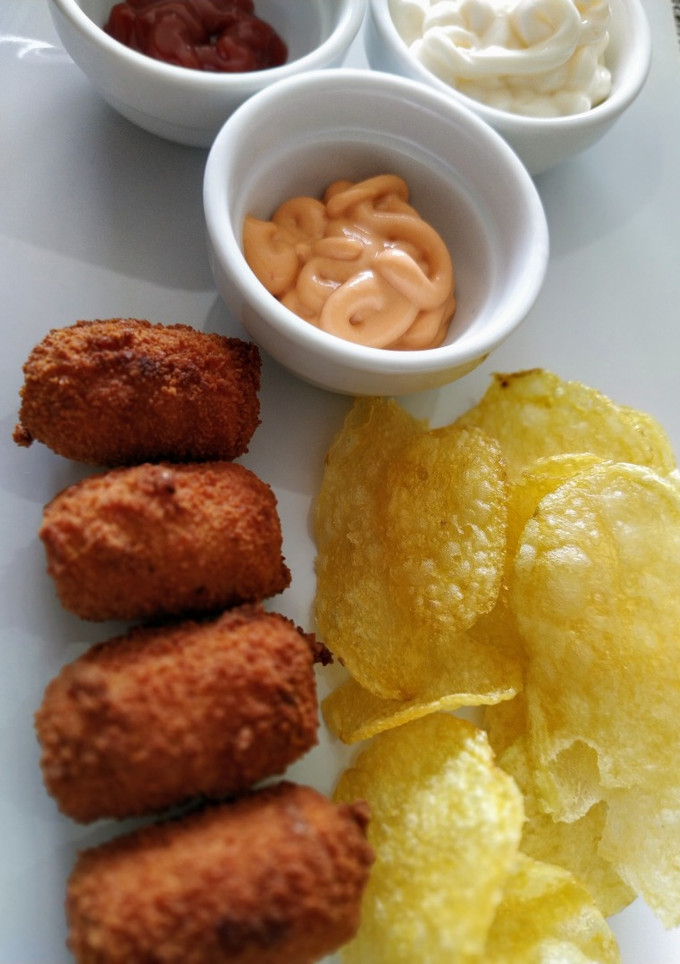 Una foto de Salchichas de queso rebozadas