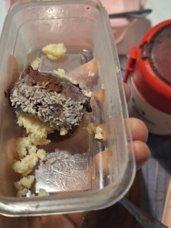 A picture of Bounty with dates healthy.
