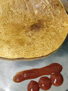 બેસન ના ચીલા (besan na Chila Recipe in Gujarati) રેસીપી મુખ્ય ફોટો