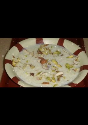 A picture of Chawal ki kheer or Rice pudding.