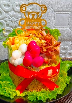 Foto resep 275. Birthday cake mie goreng || pengganti cake ultah