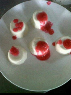 A picture of Panna cotta.