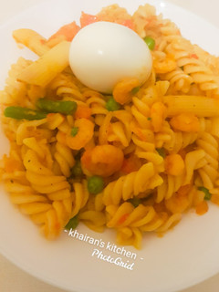 Shrimp pasta ainihin hoton girkin