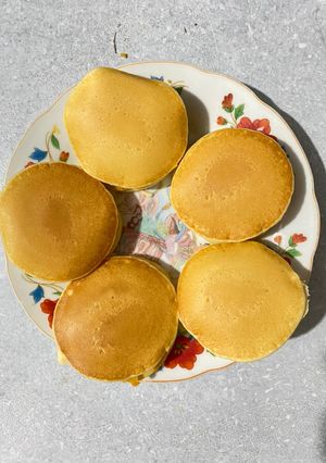 Hình của món Bánh rán doraemon nhân khoai lang.