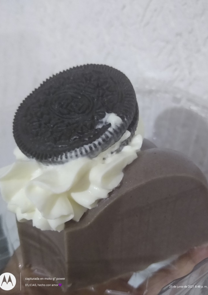 Una foto de Gelatina de galleta oreo