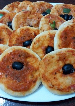 صورة لوصفة 🍕🍕 ميني بيتزا 🍕🍕