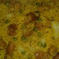 A picture of Soyabeen fry rice.