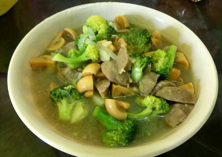 Resep Cah brokoli bakso dan jamur yang Bikin Ngiler