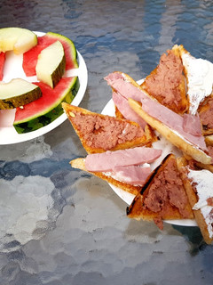 A picture of Afternoon snacks.