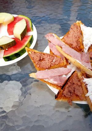 A picture of Afternoon snacks.