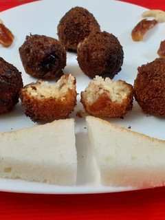 A picture of Sweet Bread balls.