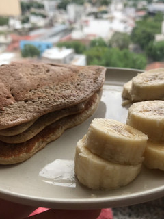 Una foto de Pancakes integrales saludables