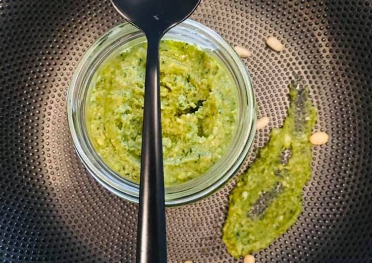 Recette: Pesto Basilic à ma façon