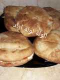 سندويش بالخبز المنفوخ