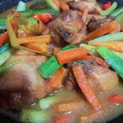 Ayam Acar Kuning রেসিপির প্রধান ছবি