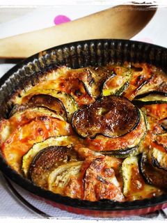 Una foto de Tian de Verduras y Mozzarela