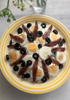 Una foto de Ensalada muy fresca de patata y vegetales!!