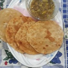 A picture of Daal ki pori.