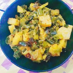 Hare pyaz ki sabji A picture of Hare pyaz ki sabji.