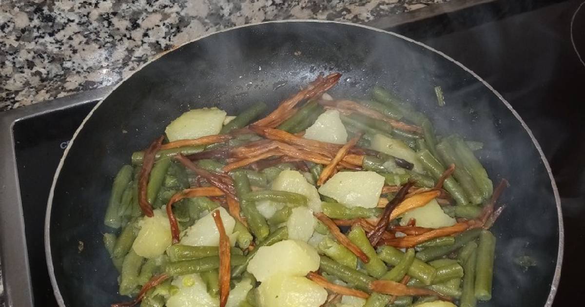 Líquido natural a base de pétalos de cardo para hacer quesos Receta de  jluiscaro63- Cookpad