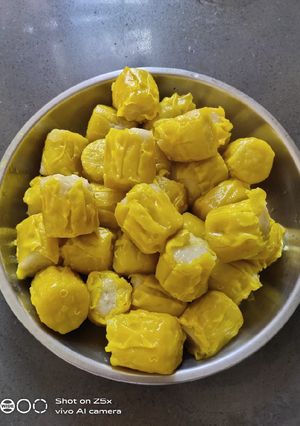 A picture of Steamed Siomai.
