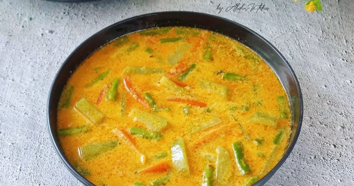 Sayur Labu Siam (pelengkap lontong/ketupat sayur)