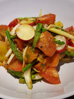 Una foto de Ensalada cena plato único