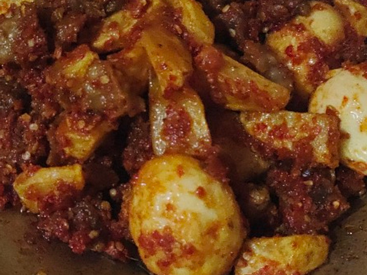 Resep: Sambel Goreng Kentang Telur Tetelan Ala Mamanda Nitnot Enak Terbaru