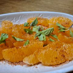 A picture of Snacks time orange chat.