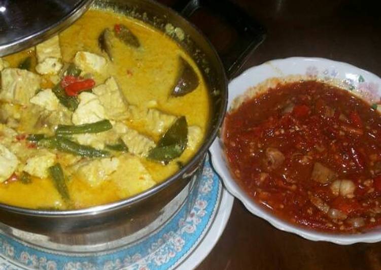 Sayur lodeh dan oseng mercon