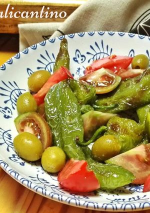 Una foto de Almuerzo alicantino