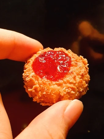Easy Steps to Make Strawberry 🍓 Cheese Thumbprint Cookies - Super Renyah! 🤩 the Delicious Makes you drool