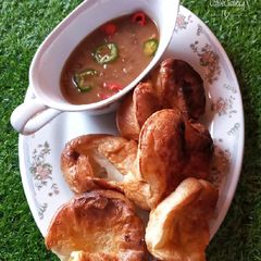 A picture of Yorkshire pudding.
