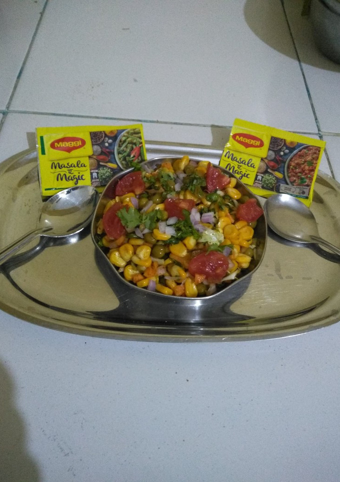 મિક્સ વેજ કોર્ન ચાટ (Mix Veg Corn Chaat recipe in Gujarati) રેસીપી મુખ્ય ફોટો