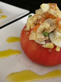 Una foto de Bomba templada de tomate
