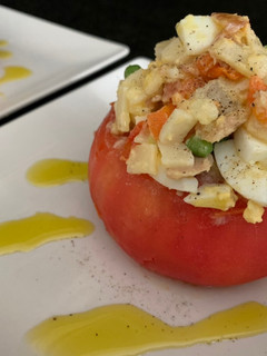 Una foto de Bomba templada de tomate