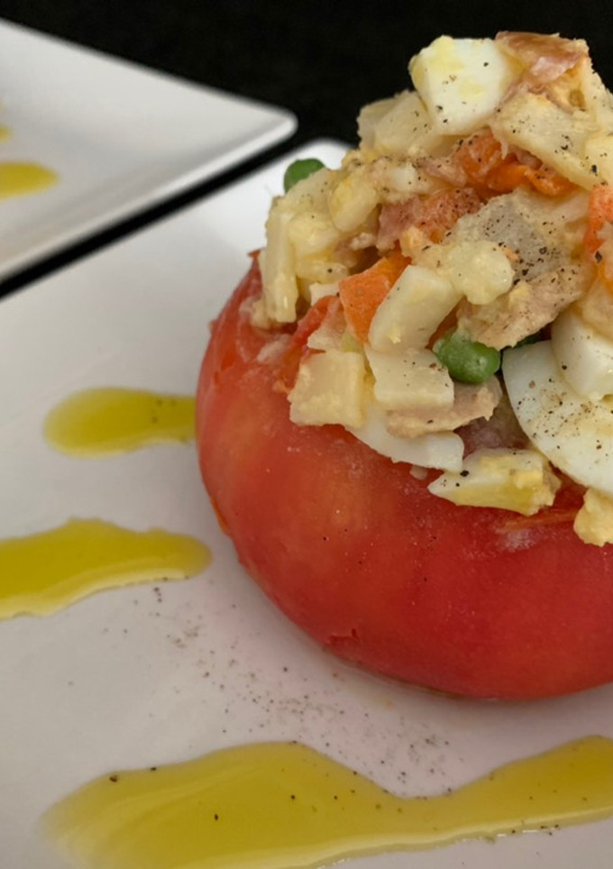 Una foto de Bomba templada de tomate