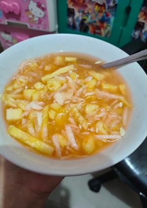 Foto resep Asinan buah/rujak uyub klo disini