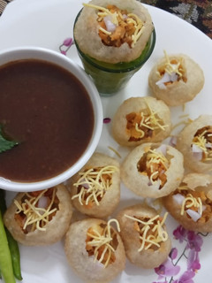 પાણીપુરી (Pani puri recipe in gujarati) રેસીપી મુખ્ય ફોટો