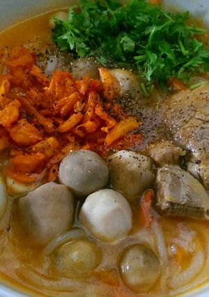 Hình của món Bánh Canh Cua Giò Heo.