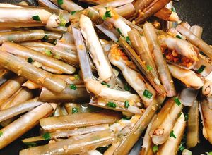 Hình của món Ốc móng tay xào hành.