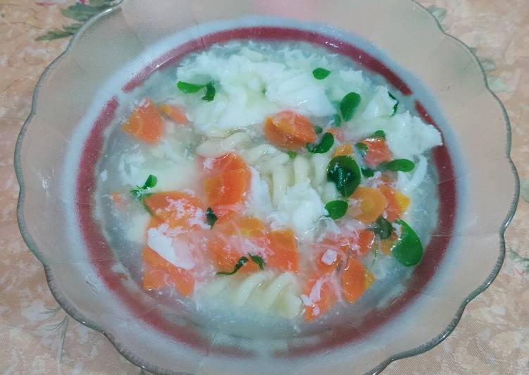 Bagaimana Menyiapkan Sup laksa putih ala mami cici yang Bisa Manjain Lidah