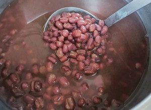（免浸泡）大同電鍋煮紅豆湯 的食譜成品照片